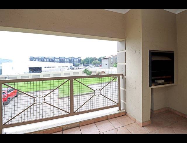2 BEDROOM TOWNHOUSE FOR SALE IN ORIEL